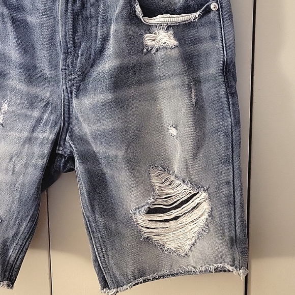 Mens PacSun distressed jean shorts - Picture 3 of 6